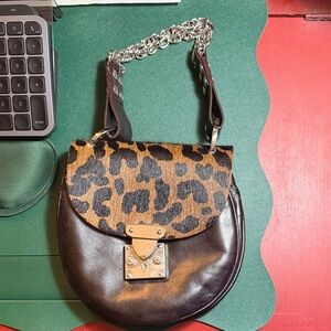 Prune fur Leopard Print Crossbody Bag with Chain Strap
